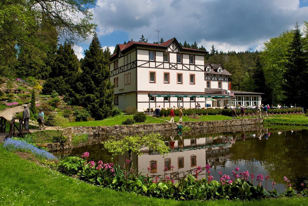 Spa & Wellness Hotel Harmonie Marianske Lazne Exterior photo